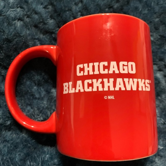 2018 CHICAGO BLACKHAWKS HOCKEY COFFEE MUG. Collectible. NHL. - Picture 2 of 4